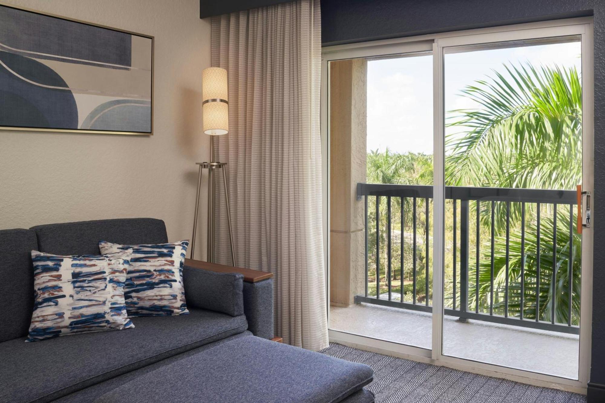 Courtyard By Marriott Fort Lauderdale Weston Buitenkant foto